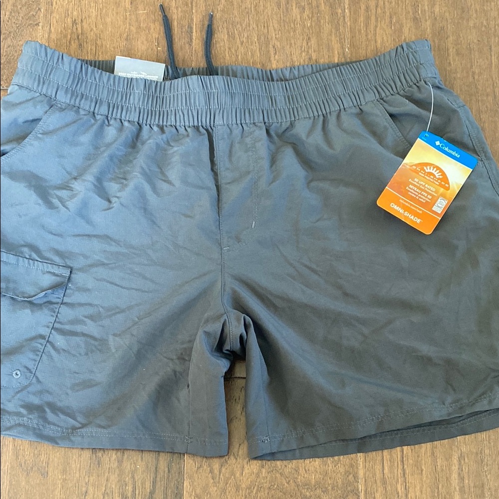 Columbia Gray Cargo Shorts